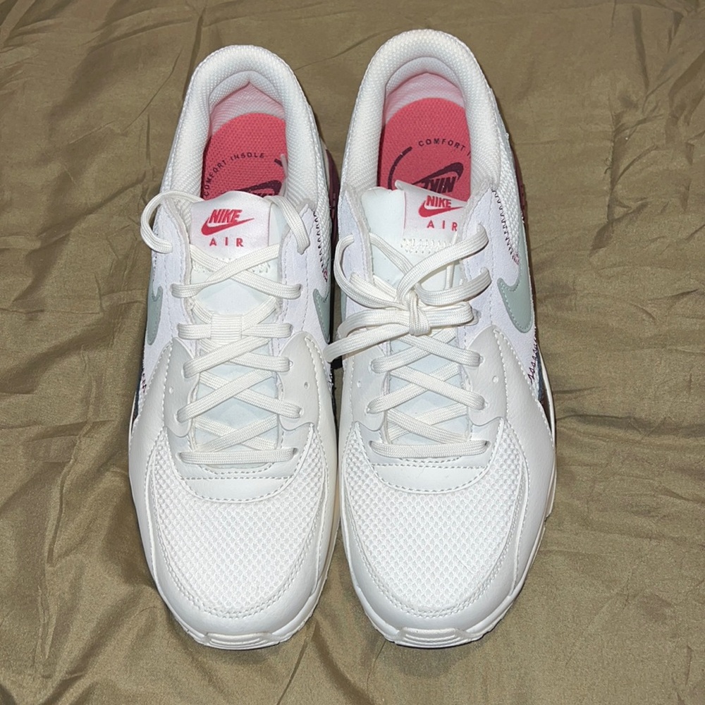 Women’s Nike Air Max